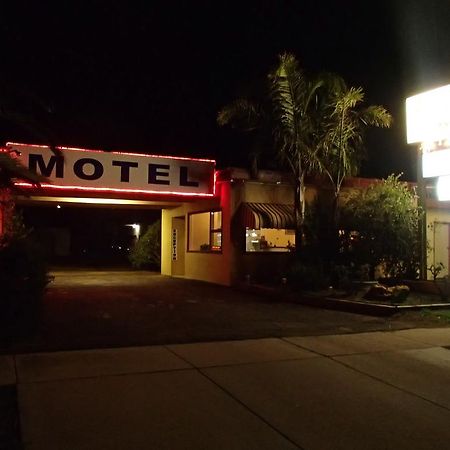 Nhill Oasis Motel Dış mekan fotoğraf