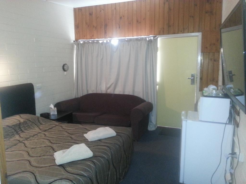 Nhill Oasis Motel Dış mekan fotoğraf