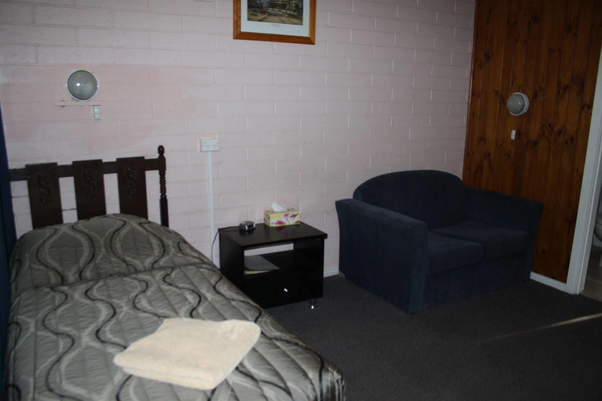 Nhill Oasis Motel Dış mekan fotoğraf